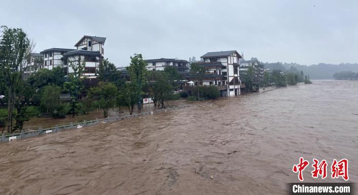 四川暴雨、山洪、地質(zhì)災(zāi)害氣象風(fēng)險(xiǎn)預(yù)警齊發(fā)